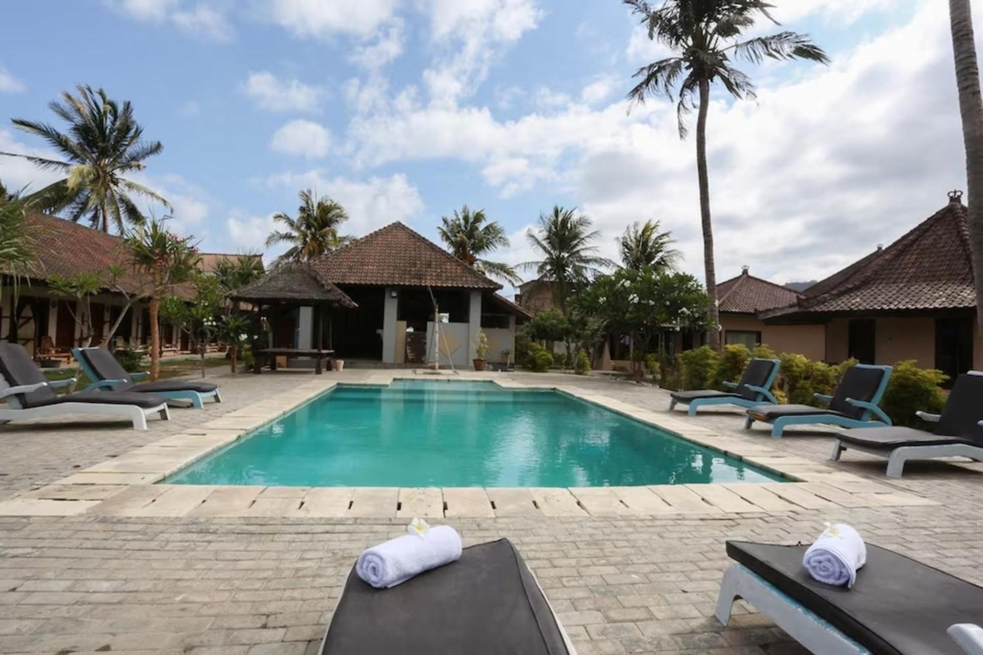 Gguesthouse Kuta  Exterior foto