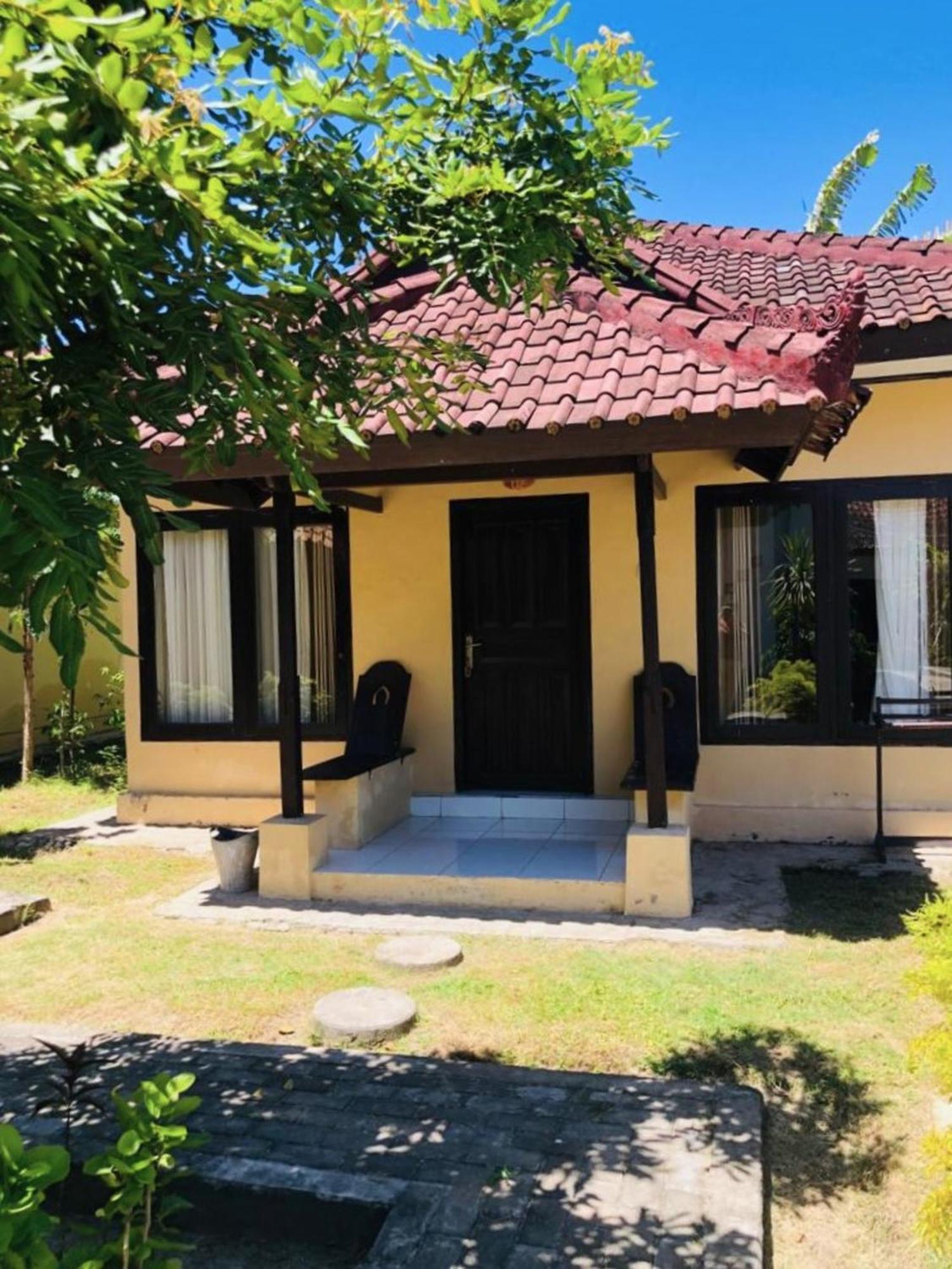 Gguesthouse Kuta  Exterior foto